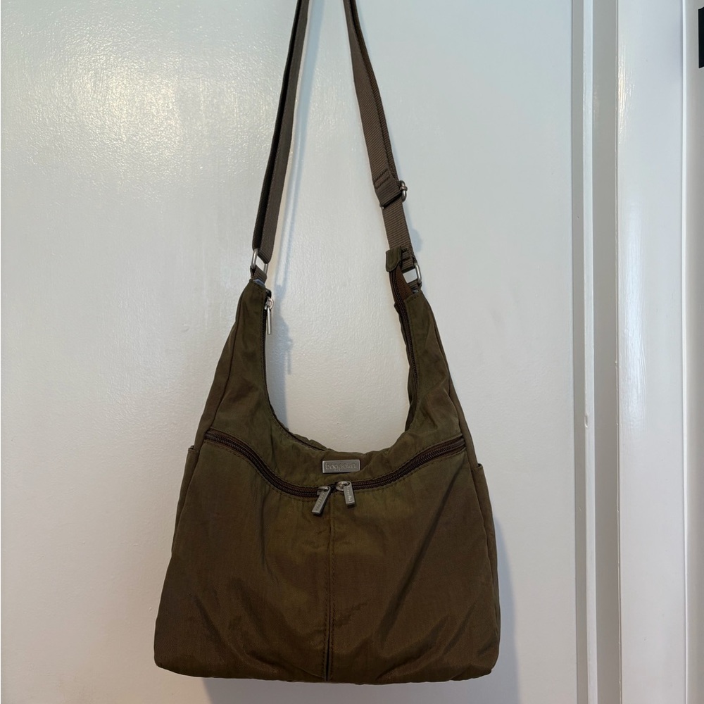 Baggallini Brown Shoulder Bag